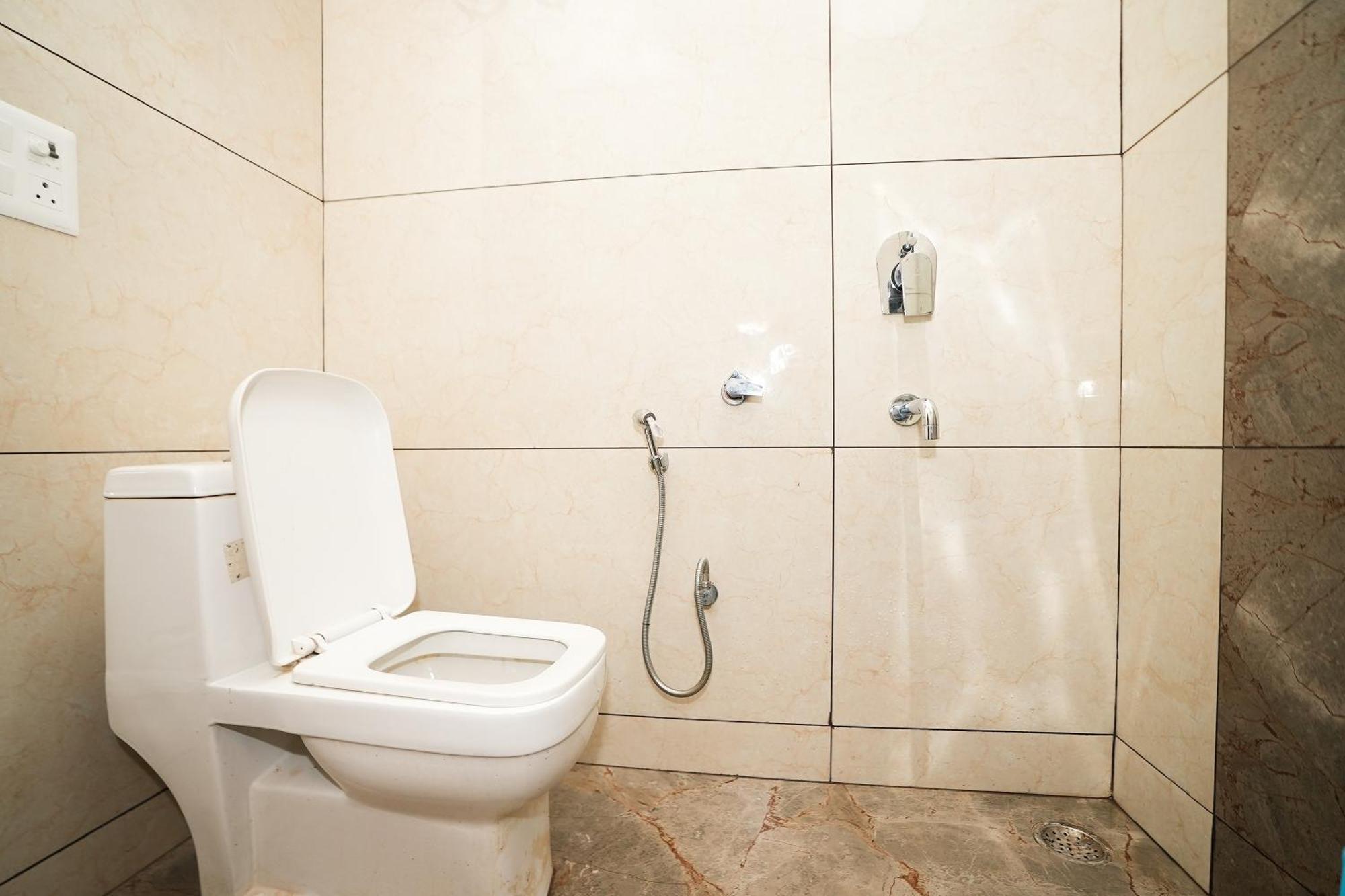 古尔冈 Tanvi Premium Residency Near Artemis Hospital, Gurugram酒店 外观 照片
