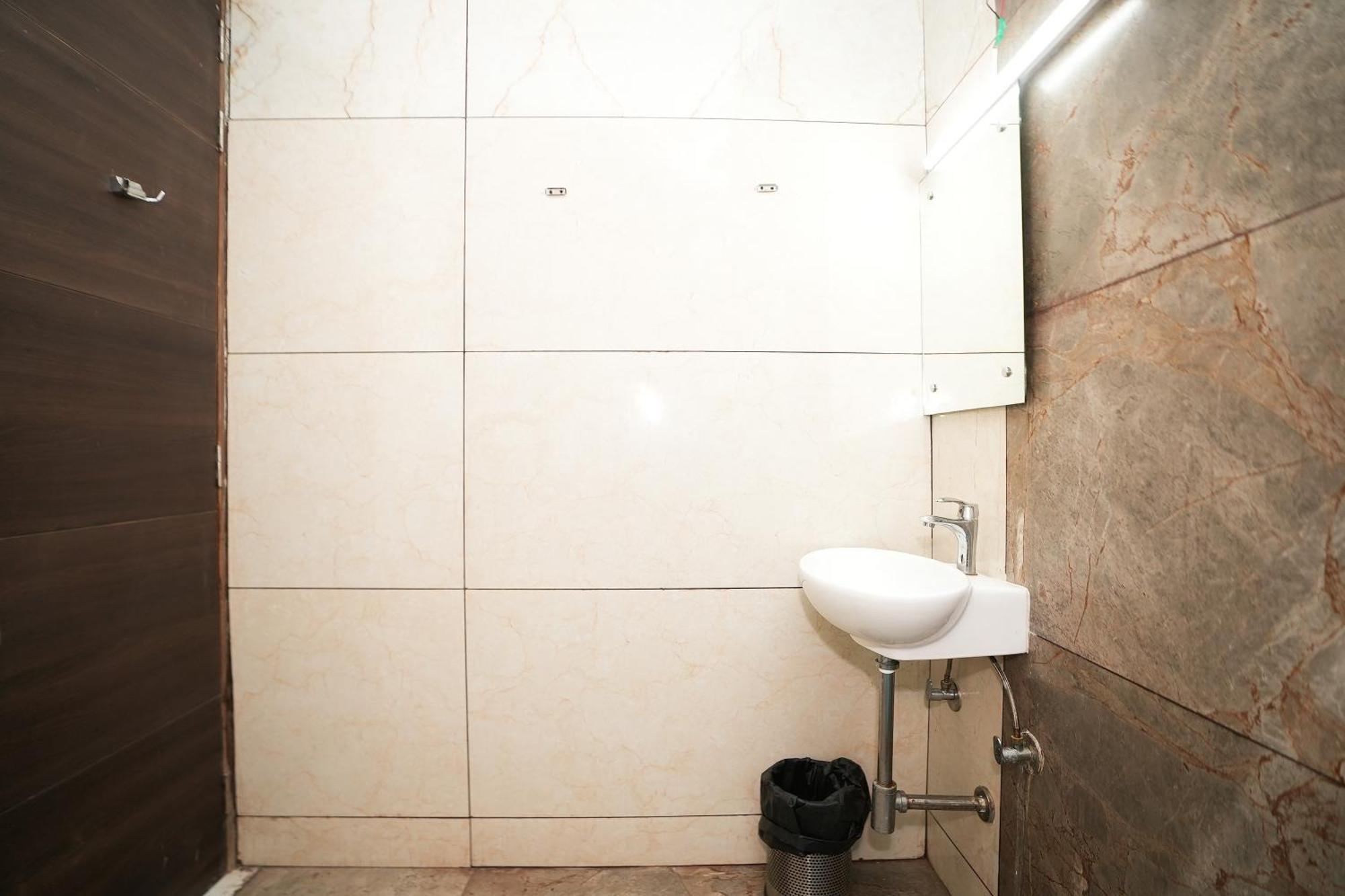 古尔冈 Tanvi Premium Residency Near Artemis Hospital, Gurugram酒店 外观 照片