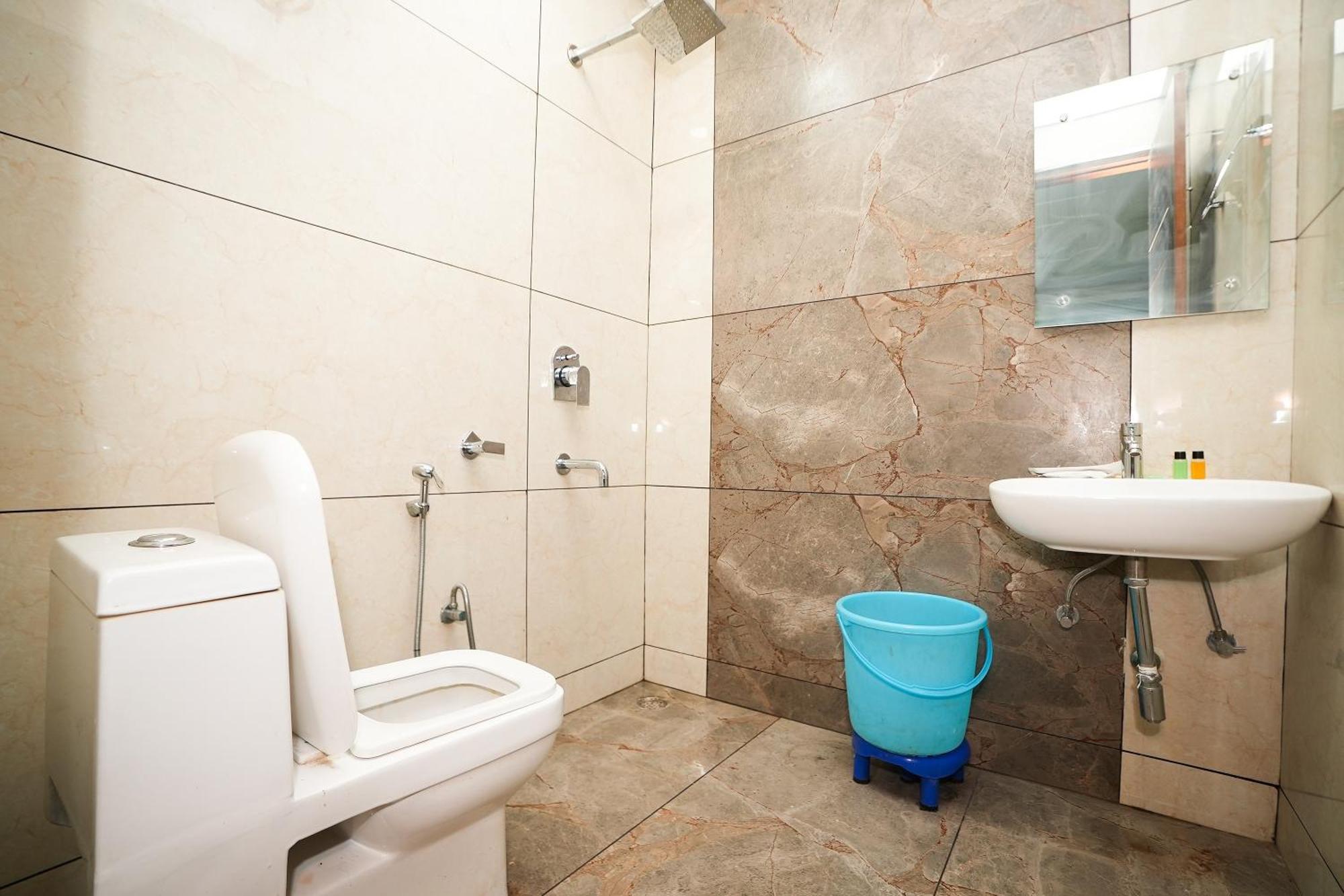 古尔冈 Tanvi Premium Residency Near Artemis Hospital, Gurugram酒店 外观 照片