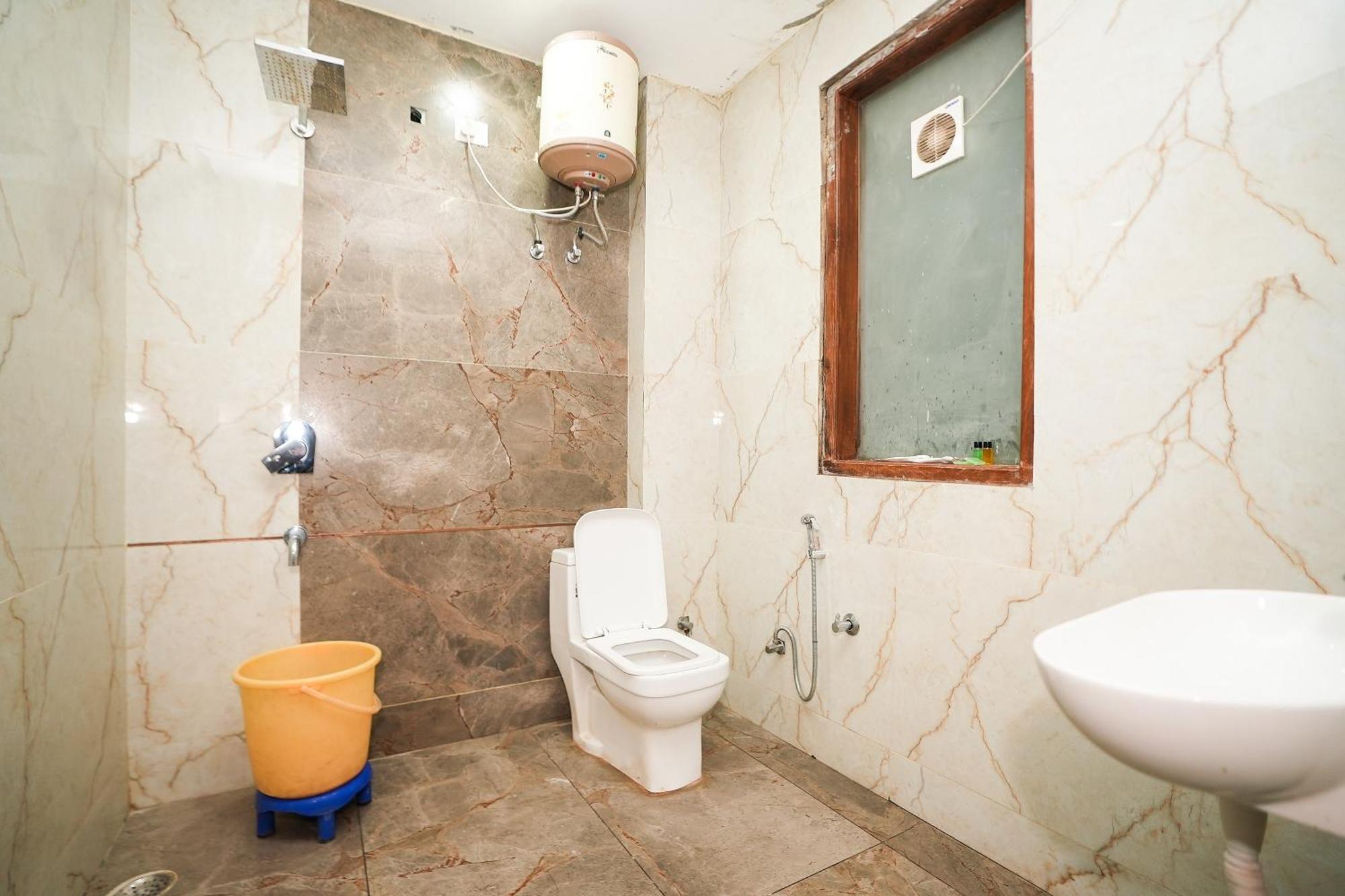 古尔冈 Tanvi Premium Residency Near Artemis Hospital, Gurugram酒店 外观 照片