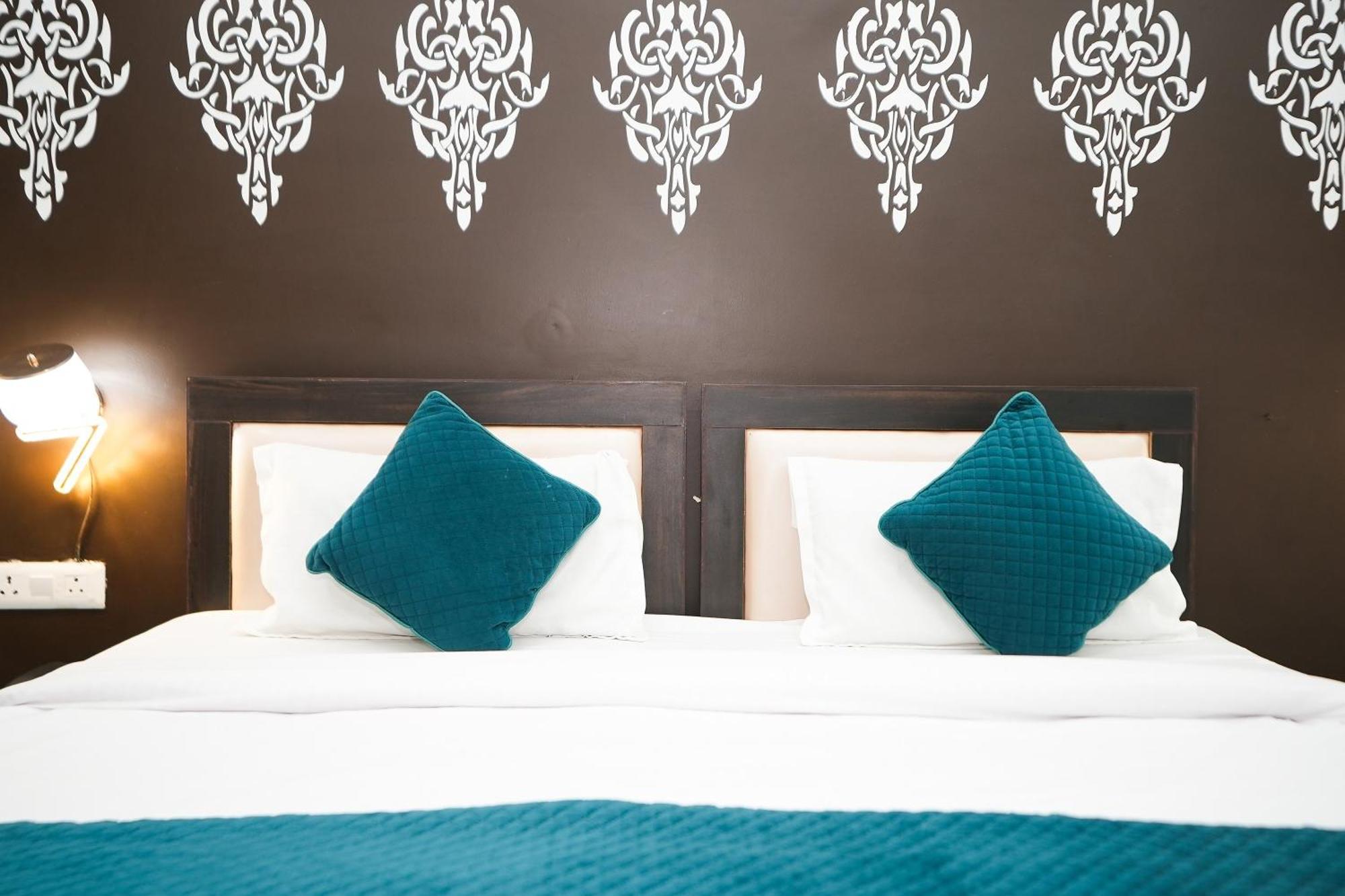 古尔冈 Tanvi Premium Residency Near Artemis Hospital, Gurugram酒店 外观 照片