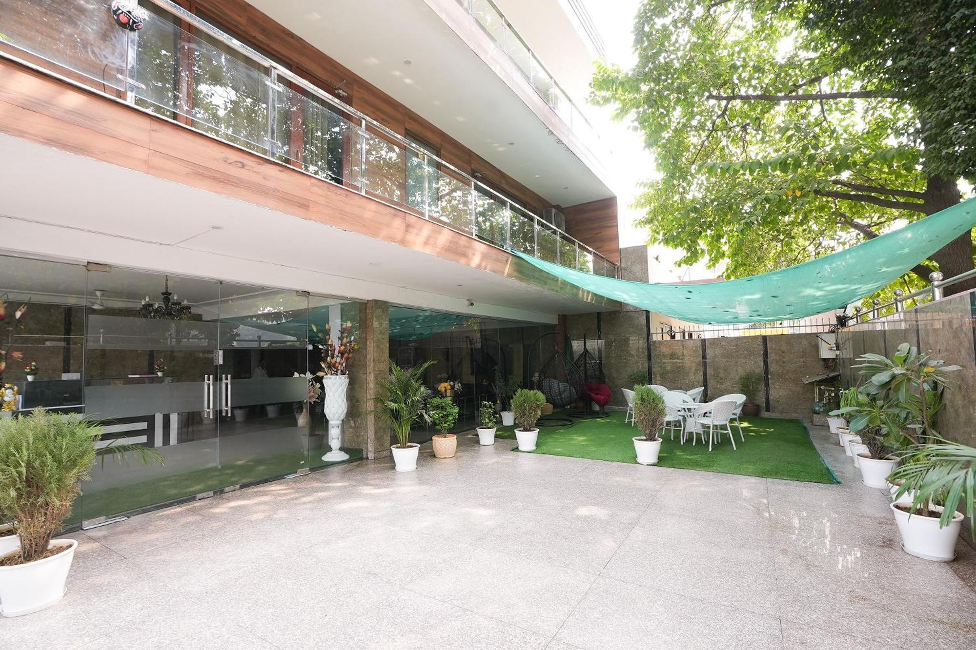古尔冈 Tanvi Premium Residency Near Artemis Hospital, Gurugram酒店 外观 照片