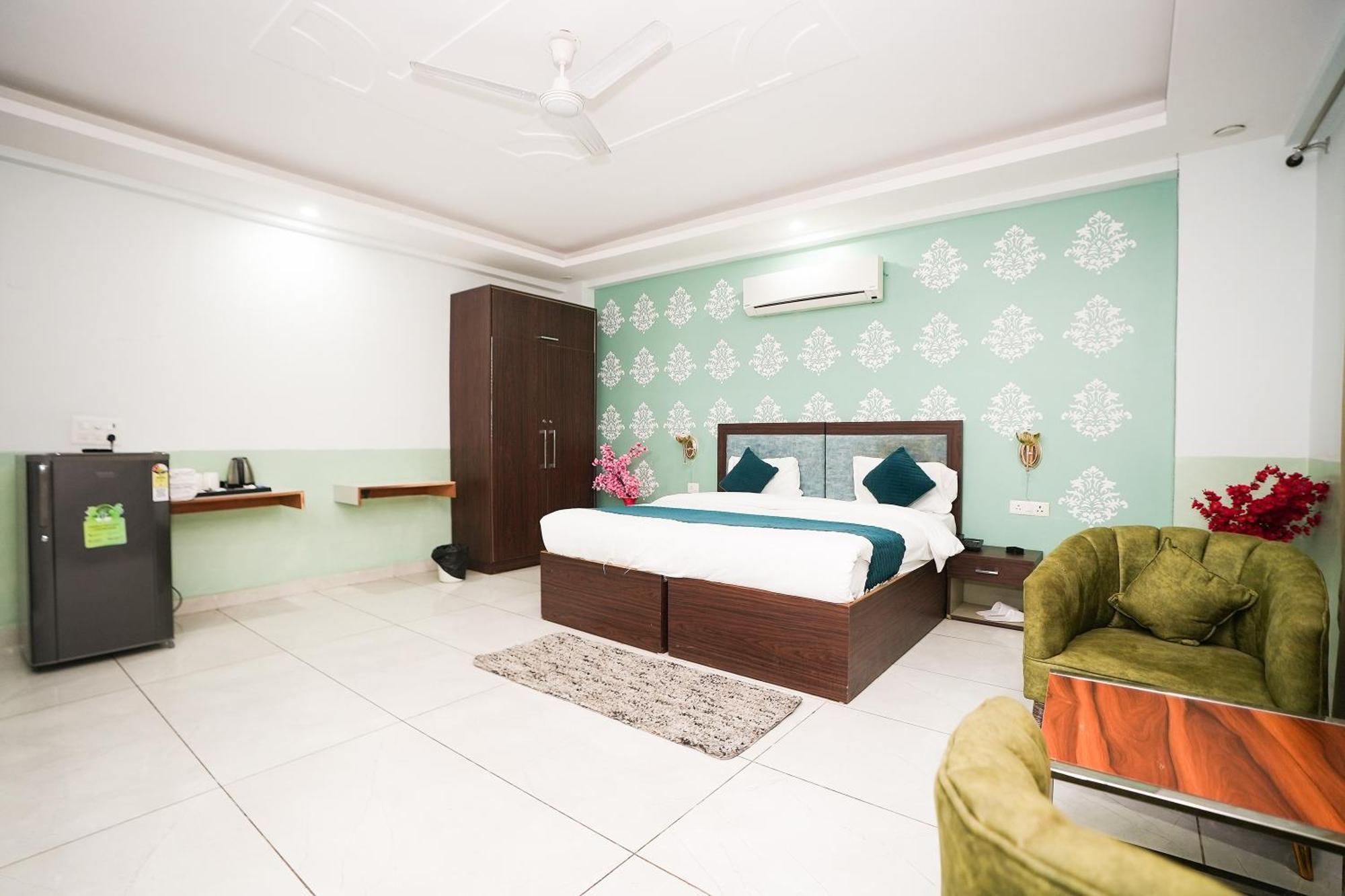 古尔冈 Tanvi Premium Residency Near Artemis Hospital, Gurugram酒店 外观 照片